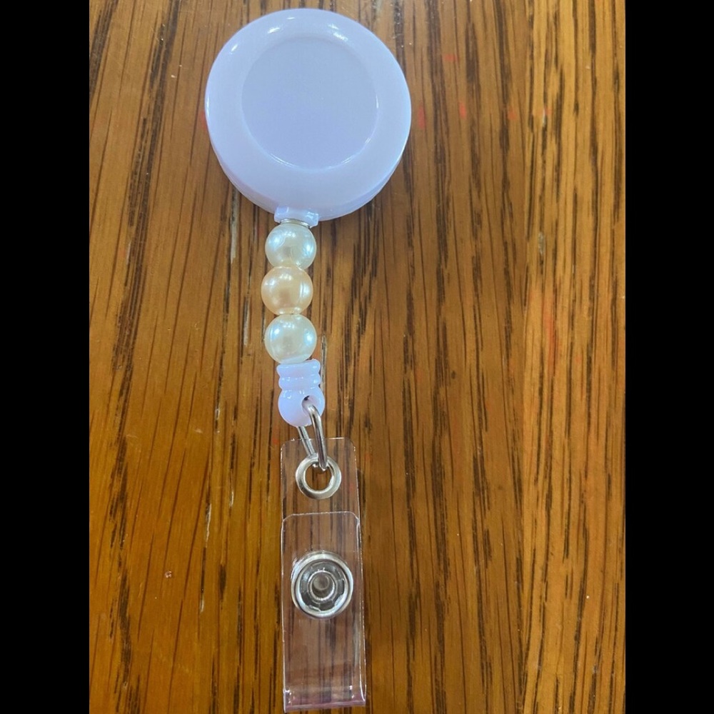 Pearl and Peach Pearl Beaded Interchangeable Badge Reel